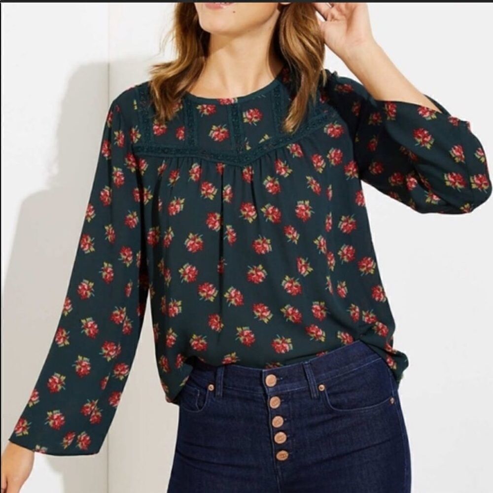 LOFT M Emerald Green Floral Lace Yoke Detail Long Bell Sleeves High Low Blouse